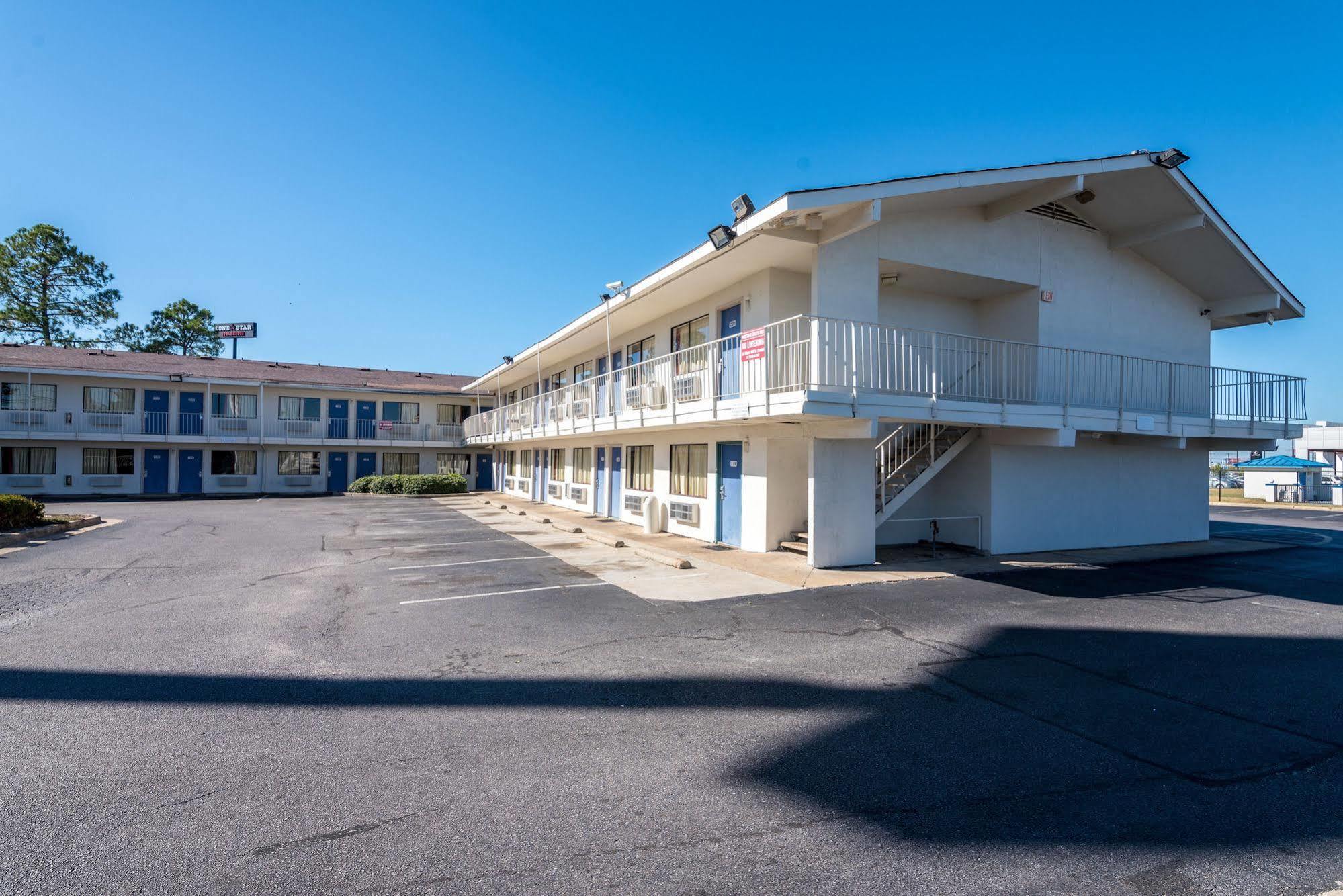 Rodeway Inn Montgomery Exterior photo
